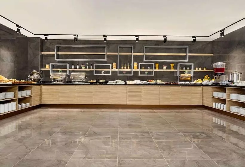 ホテル Ramada By Wyndham Adiyaman