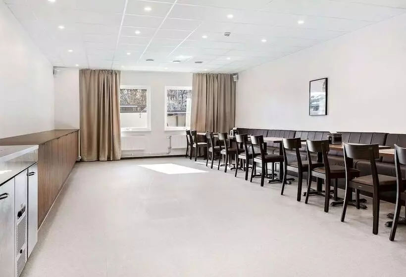 Sure Hotel Studio By Best Western Bromma