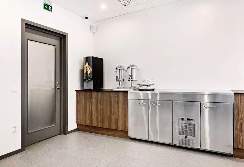 Sure Hotel Studio By Best Western Bromma