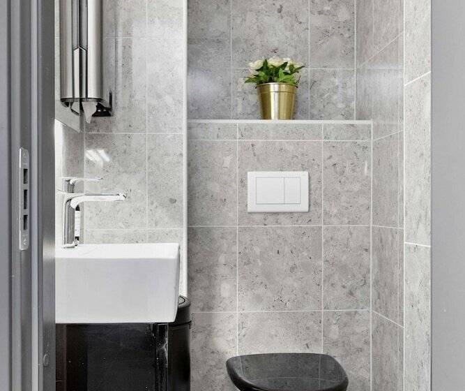 Sure Hotel Studio By Best Western Bromma