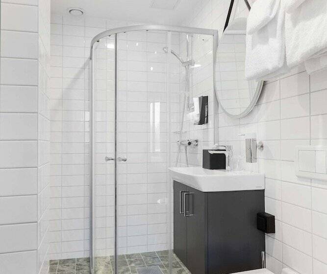 Sure Hotel Studio By Best Western Bromma