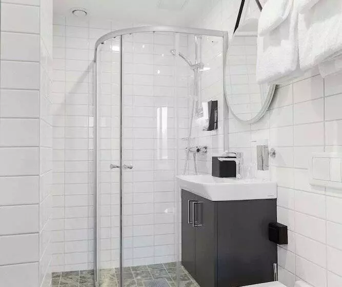 Sure Hotel Studio By Best Western Bromma