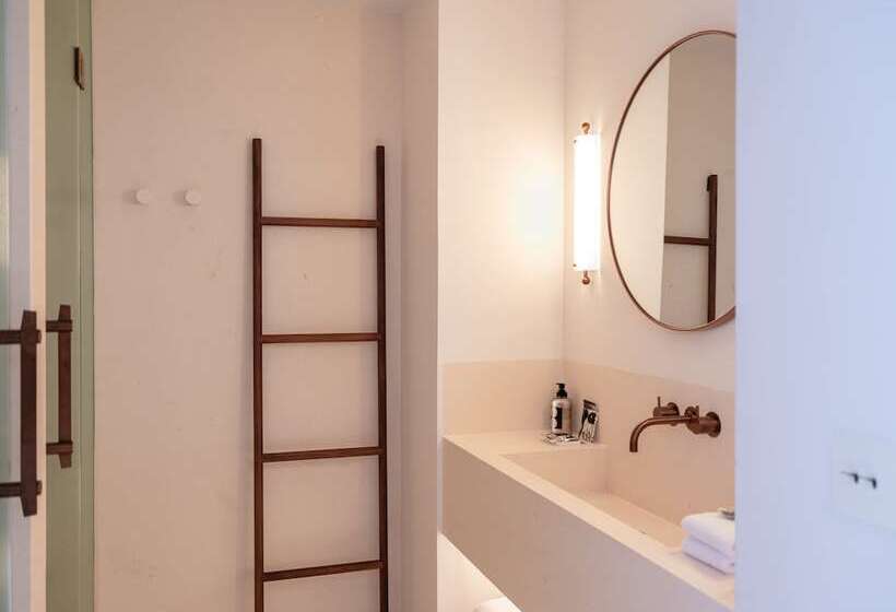 호텔 The Standard, Ibiza