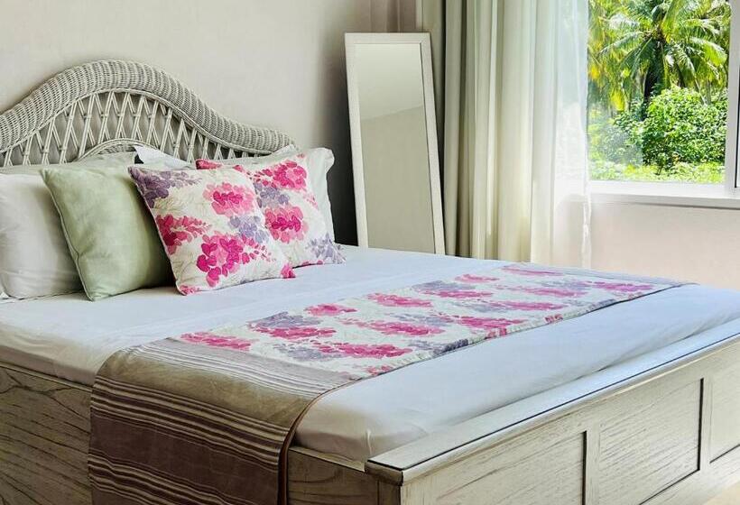 پانسیون Fairytale Inn