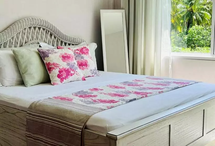 پانسیون Fairytale Inn