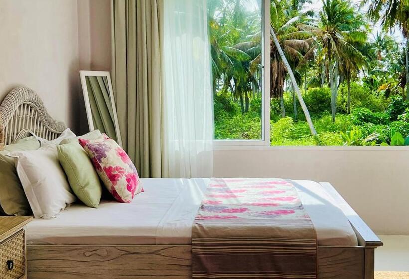 پانسیون Fairytale Inn