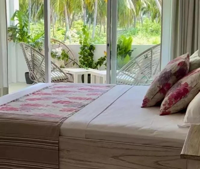 پانسیون Fairytale Inn