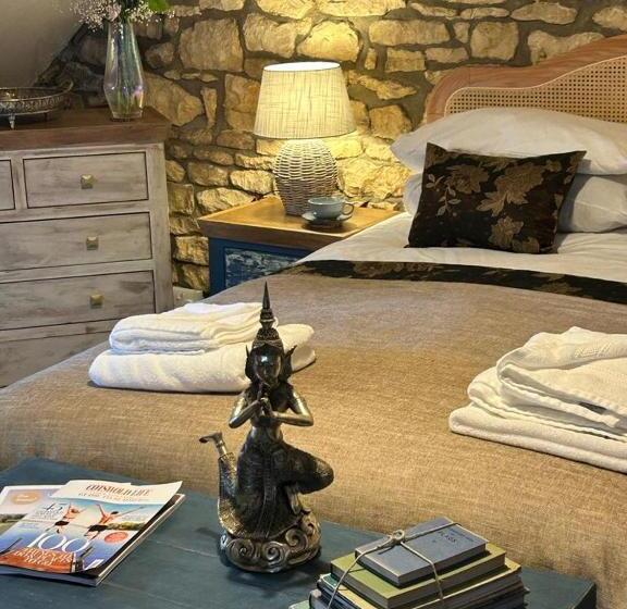 پانسیون Siam Cottage Guesthouse Over 300 Years Old With Thai Restaurant