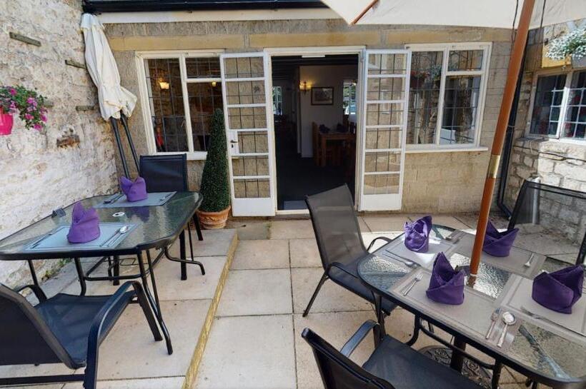 پانسیون Siam Cottage Guesthouse Over 300 Years Old With Thai Restaurant