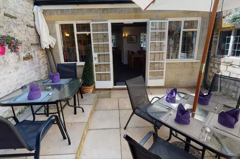 ペンション Siam Cottage Guesthouse Over 300 Years Old With Thai Restaurant