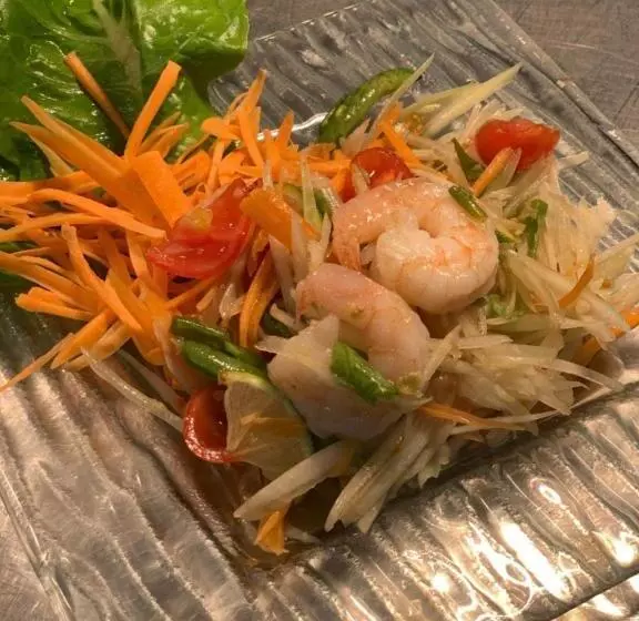 ペンション Siam Cottage Guesthouse Over 300 Years Old With Thai Restaurant