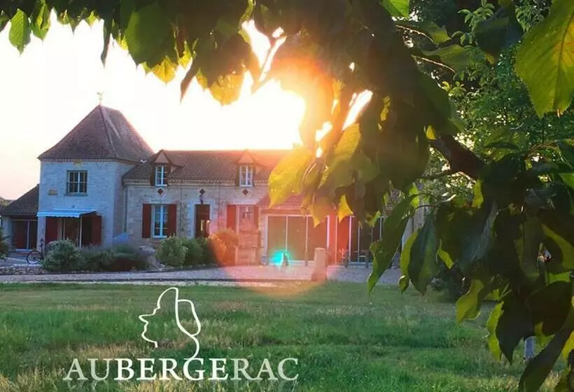 تختخواب و صبحانه Maison Aubergerac