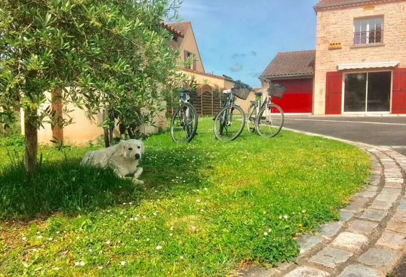 تختخواب و صبحانه Maison Aubergerac