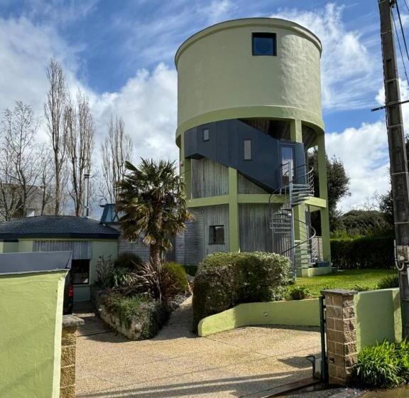 تختخواب و صبحانه Nid De Pie