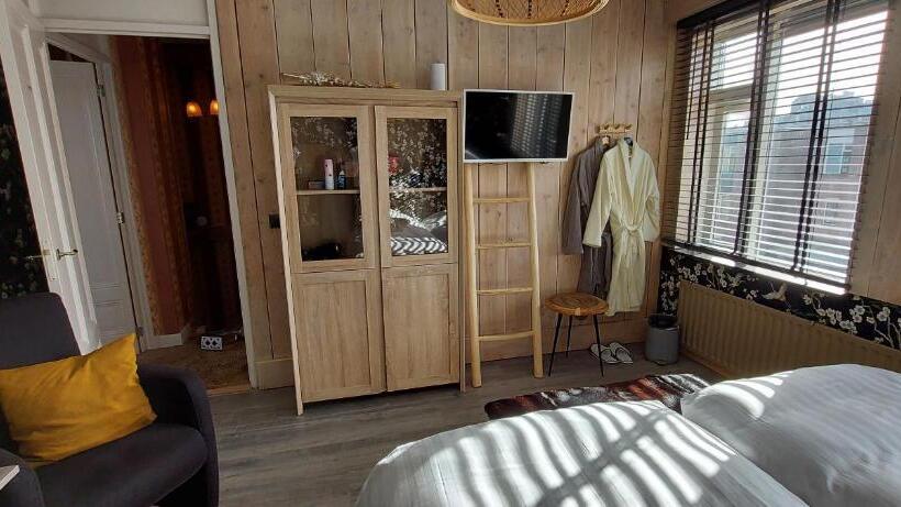 住宿加早餐  Sweetlake