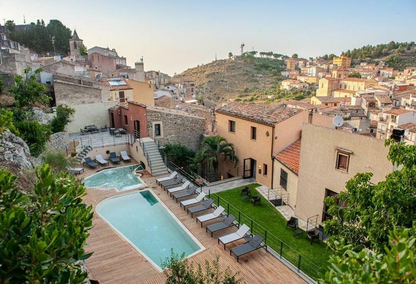 בית מלון כפרי Gratteri Resort