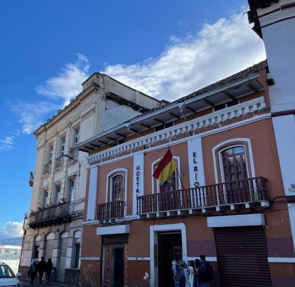 Hotel Hostal El Rio