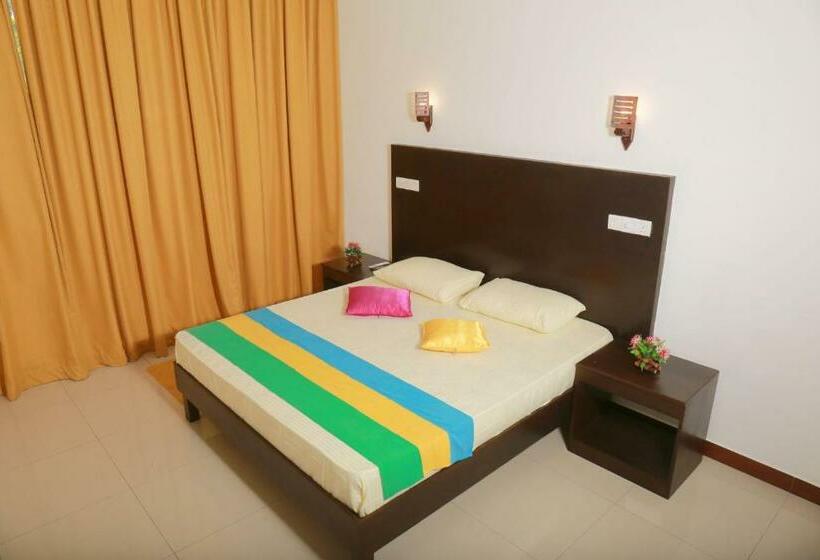 בית מלון כפרי Jayaa Beach