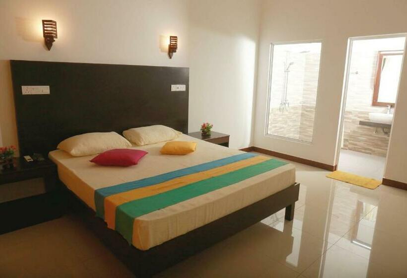 בית מלון כפרי Jayaa Beach