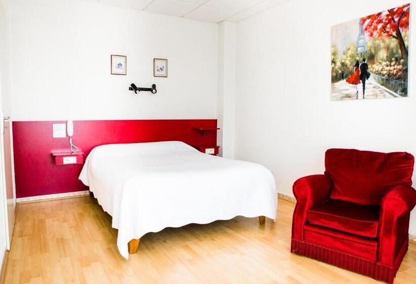 فندق Pension Gérard