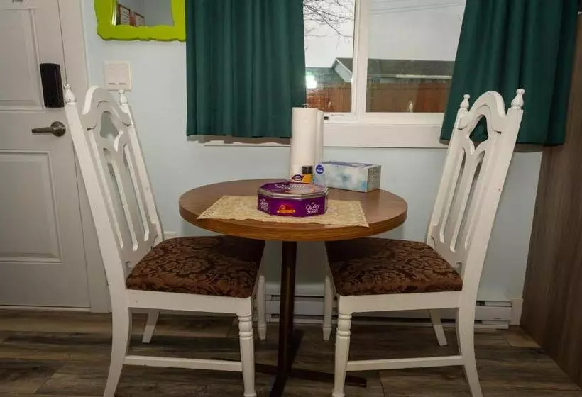 Majatalo Guest Suite Private Retreat For 2 Guests With Ac   4 Units Available