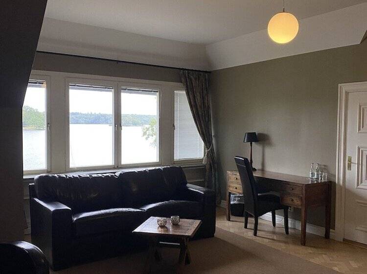 ホテル Villa Baro