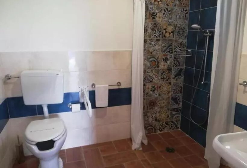 Ludomar Country Residence   Rooms & Apartments