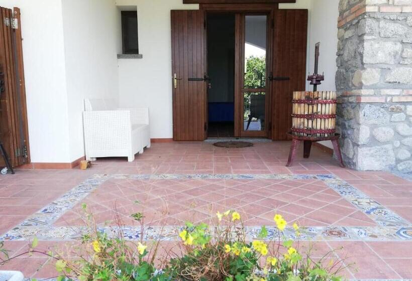 Ludomar Country Residence Rooms & Apartments