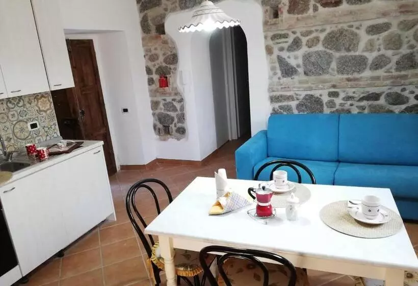 Ludomar Country Residence   Rooms & Apartments