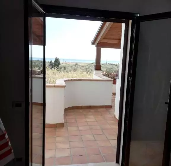 Ludomar Country Residence   Rooms & Apartments