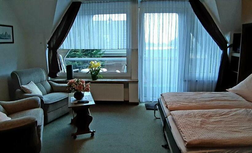 بنسيون Haus Am Binnensee