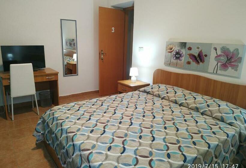 פנסיון Santa E Maria Affittacamere