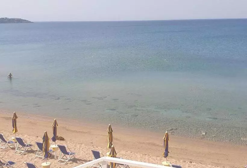 استراحتگاه Suite Bice In Villaggio Seleno