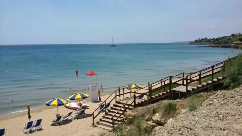 استراحتگاه Suite Bice In Villaggio Seleno