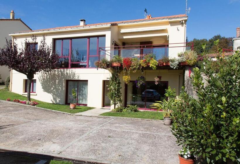 住宿加早餐 Chambres Au Jardin Fleuri