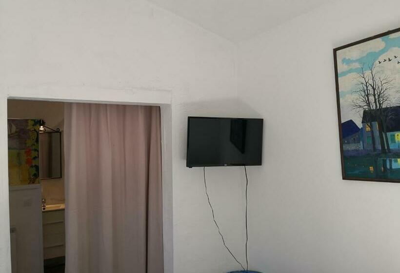 ベッドアンドブレックファースト La Petite Maison De Lingling