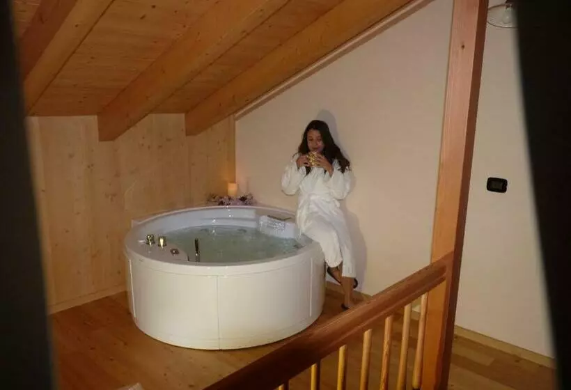 ホテル Agritur Dal Fior La Casa Nel Bosco