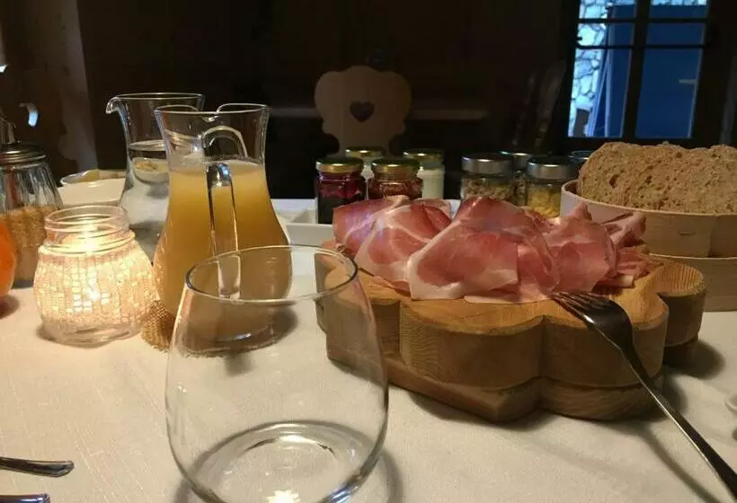 ホテル Agritur Dal Fior La Casa Nel Bosco