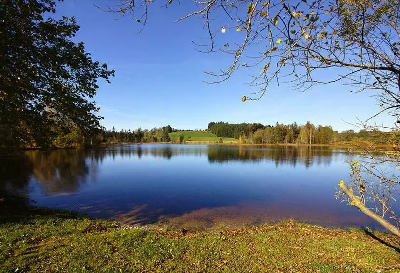 Retkeilymaja Gasthof Zum Strauß