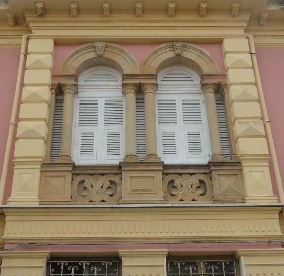 مبيت وإفطار Casa Tonina