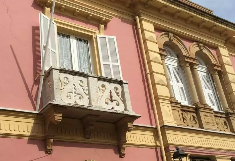 ベッドアンドブレックファースト Casa Tonina