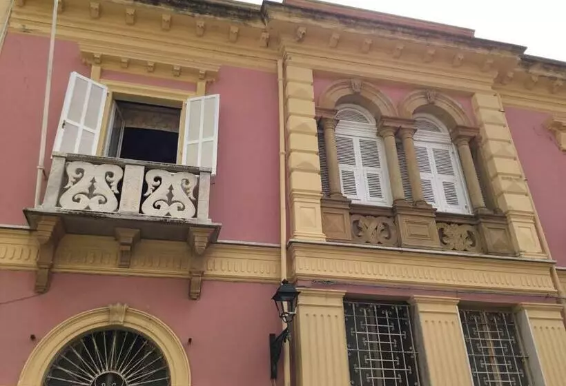 ベッドアンドブレックファースト Casa Tonina