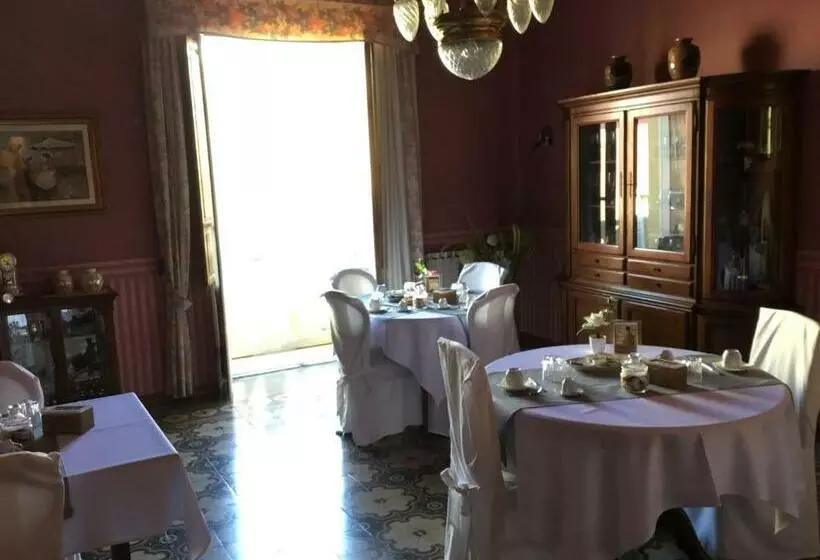 ベッドアンドブレックファースト Casa Tonina