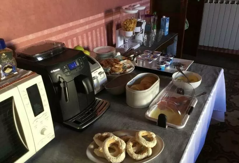 ベッドアンドブレックファースト Casa Tonina