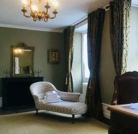 ベッドアンドブレックファースト La Ruche, Chaillac