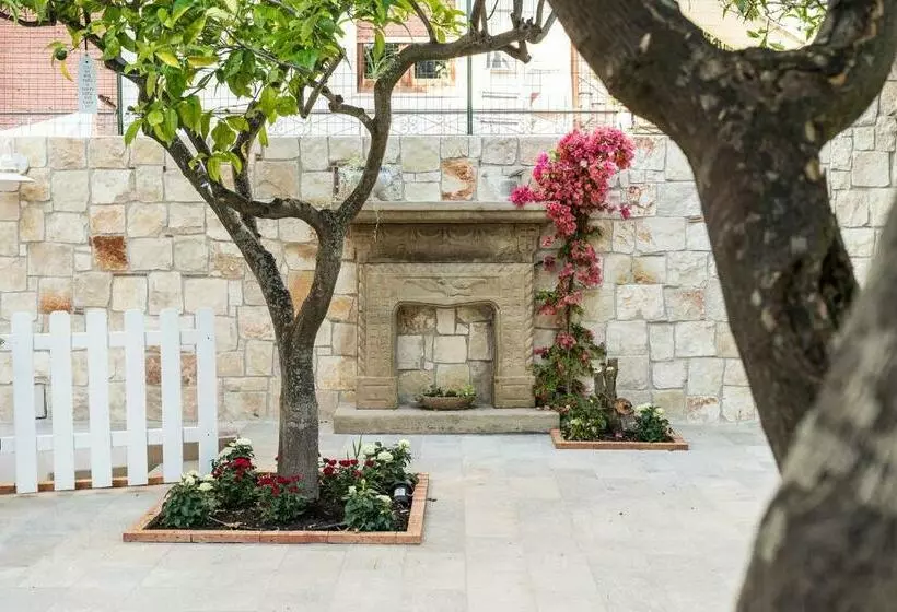 Aamiaismajoitus (B&B) Villa Imperamare