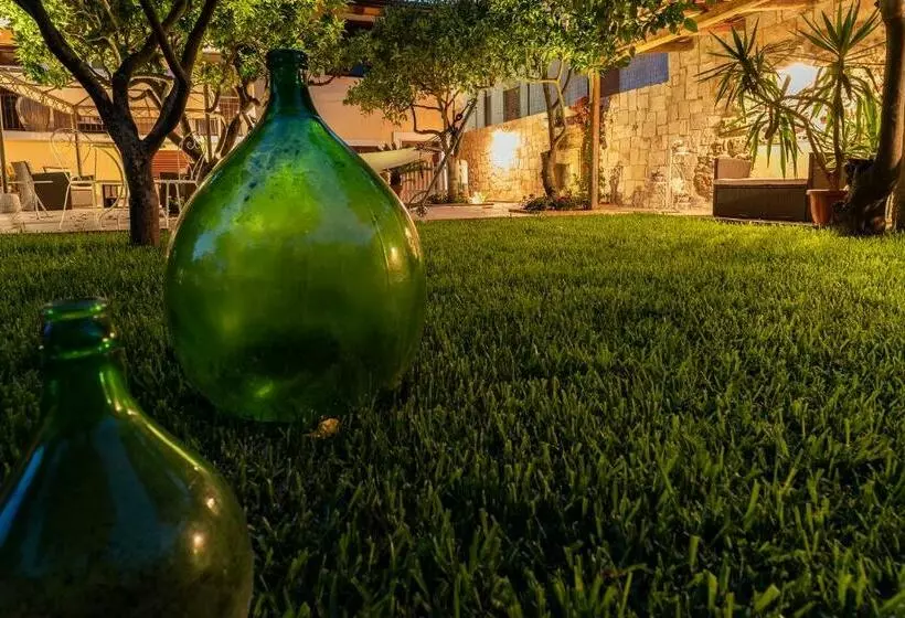 Aamiaismajoitus (B&B) Villa Imperamare