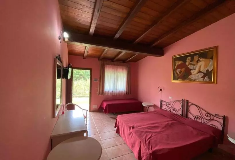 ホテル Agriturismo Montefosco