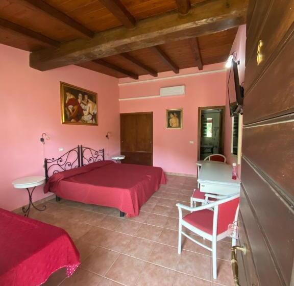 ホテル Agriturismo Montefosco