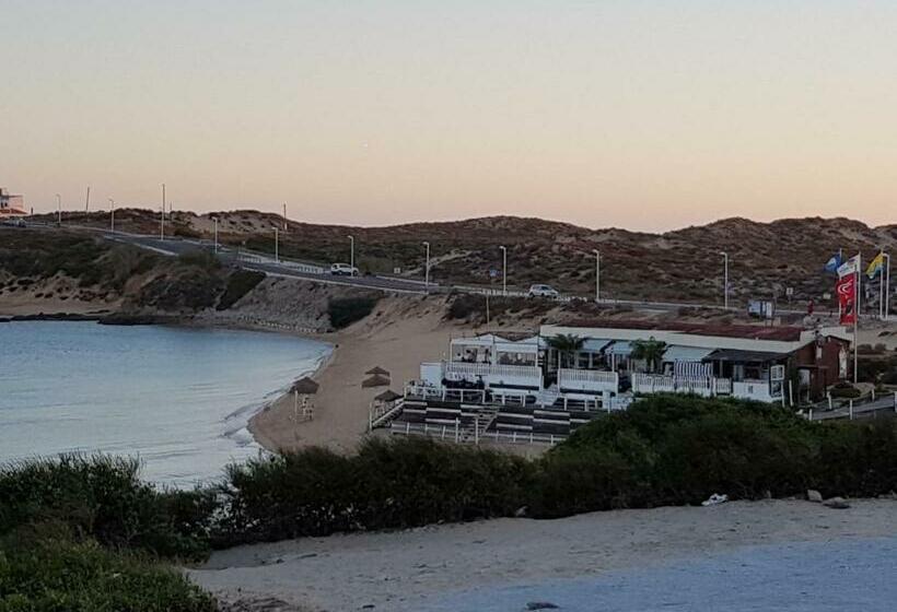 פנסיון Golfinho Azul